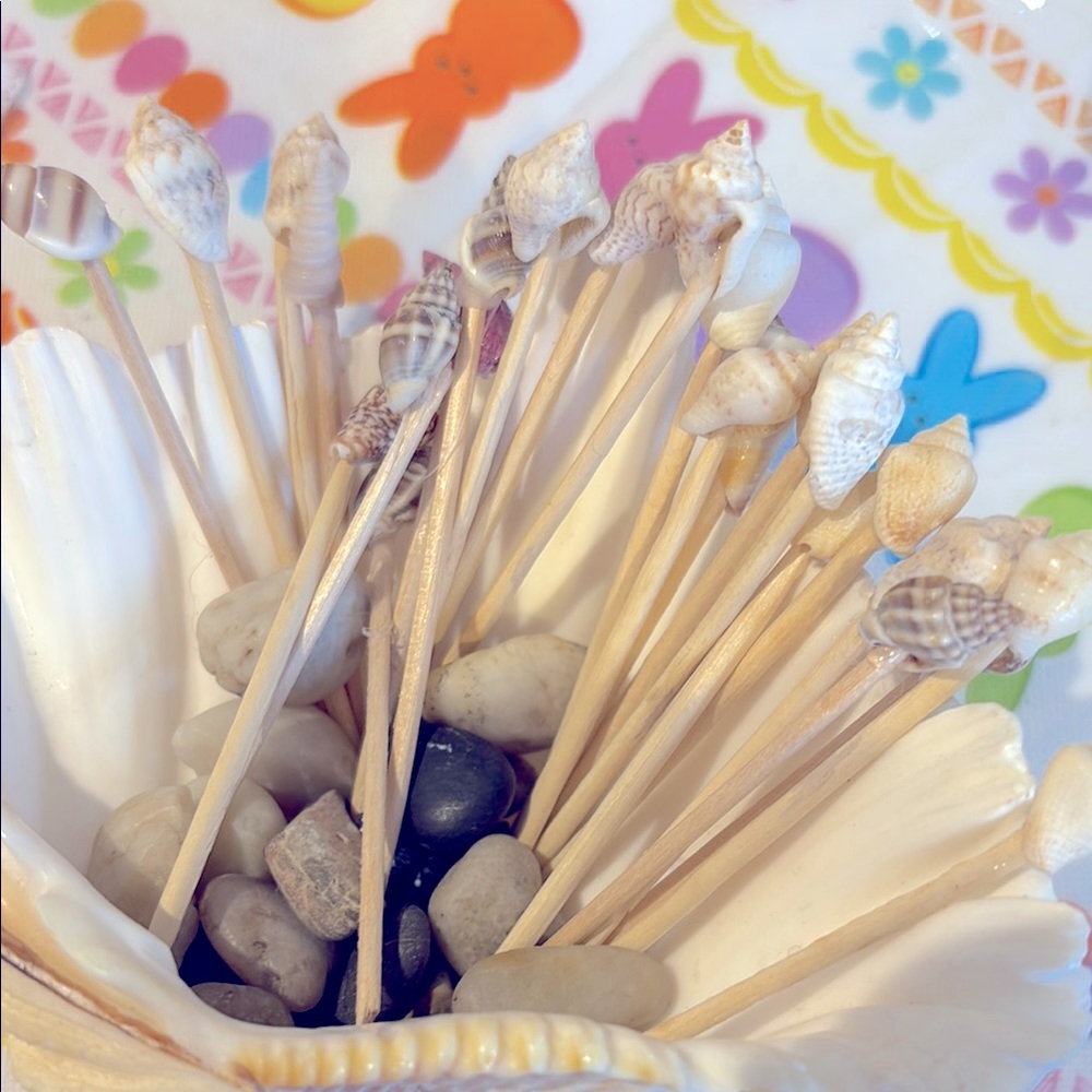 Handmade Seashell Cocktail tooth Picks
Make on request